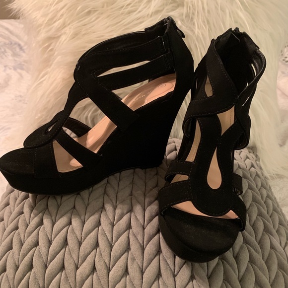 Wedges - Picture 2 of 4